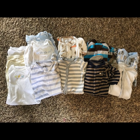 SOLD Baby boy pajama. Aden&anias, old navy, carter - Picture 5 of 5